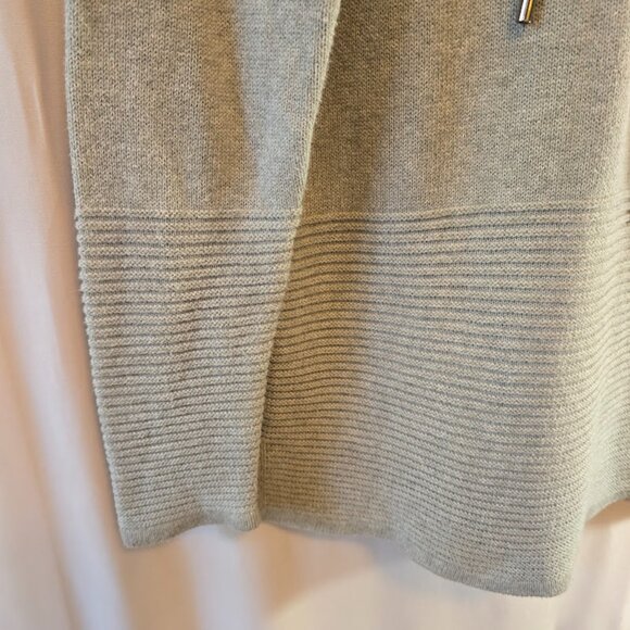 TRIBAL LIGHT GRAY 100% COTTON SWEATER FRONT LACE UP V NECKLINE SIDE SLIT MEDIUM - Picture 5 of 10